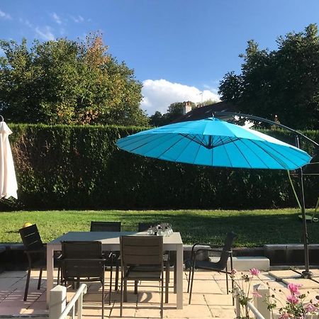 Charmante Maison Bourguignonne Avec Grand Jardin Et Parking Монбар Экстерьер фото